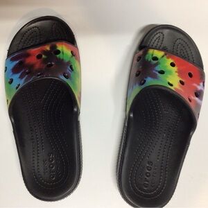 MAKE AN OFFER





CROCS Tie Dye Slide